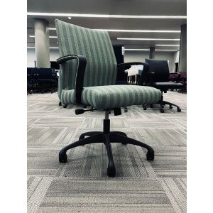 Steelcase Chord Mid Back Conference Chair (Green/Black)