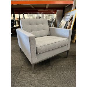 Florence Knoll Lounge Chair (Grey/Chrome)