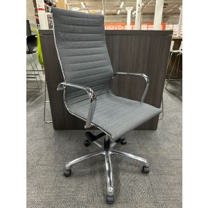 Grey High Back Conference Chair (Grey/Chrome)