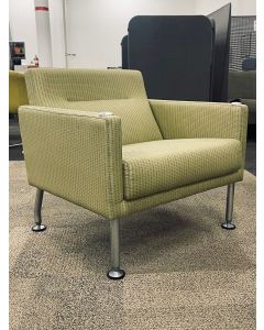 Steelcase Side Walk Low-Back Lounge Chair w/ Tablet Arm (Green)